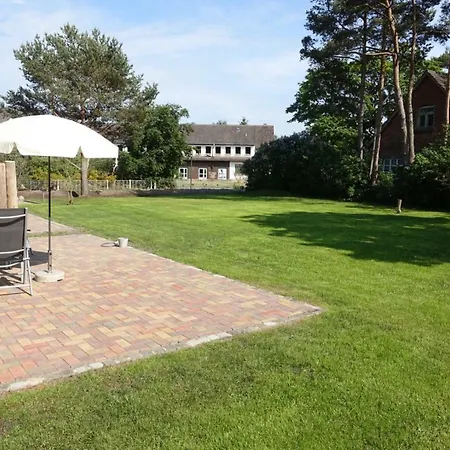 Premiumhaus Bodden Und Mehr-brise 펜션 보른