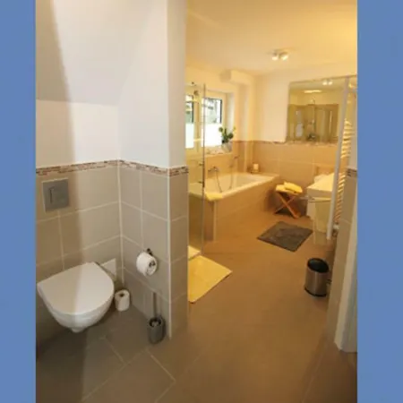 Premiumhaus Bodden Und Mehr-brise 펜션 보른